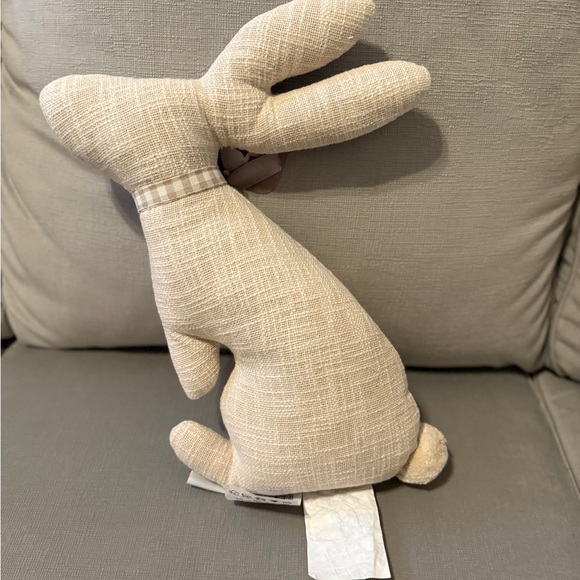Cream Bunny Accent Pillow - NWT - Picture 8 of 16